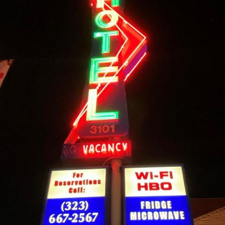 Los Feliz Hotel Glendale Bagian luar foto